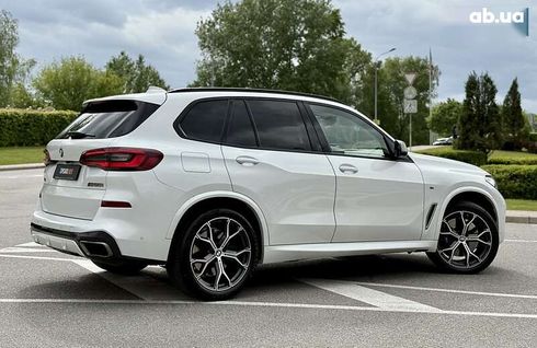 BMW X5 2021 - фото 17