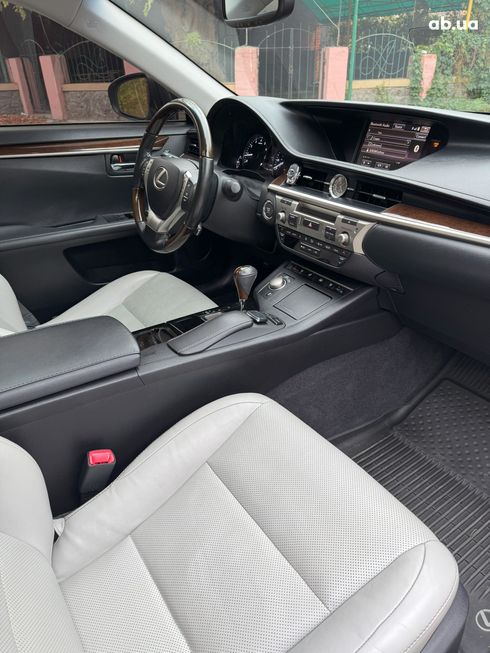 Lexus ES 2015 черный - фото 16