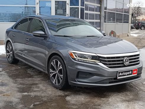 Volkswagen Passat 2020 серый - фото 12