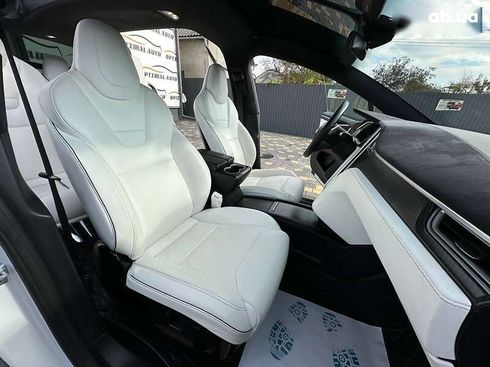 Tesla Model X 2016 - фото 26