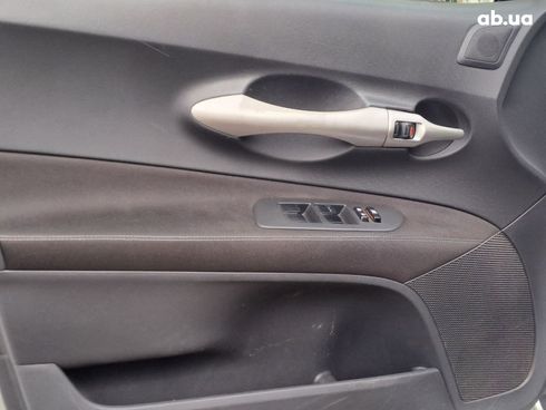 Toyota Auris 2007 серый - фото 8