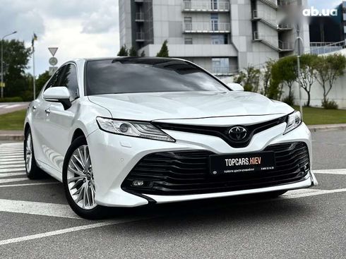 Toyota Camry 2018 - фото 20