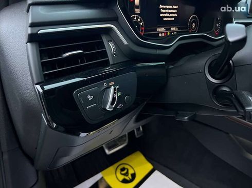 Audi A4 2017 - фото 19