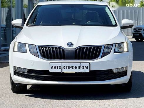 Skoda Octavia 2019 - фото 5