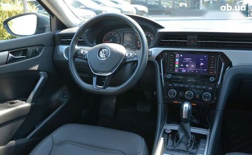 Volkswagen Passat 2021 - фото 22