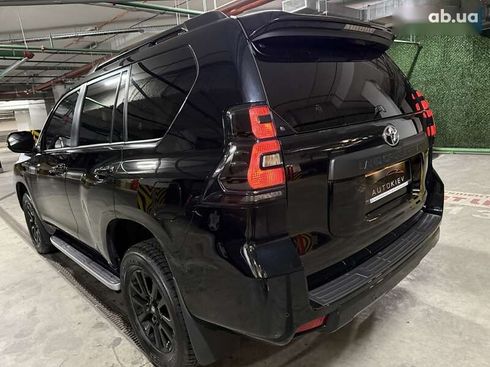 Toyota Land Cruiser Prado 2023 - фото 7