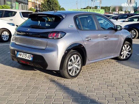 Peugeot 208 2021 - фото 7