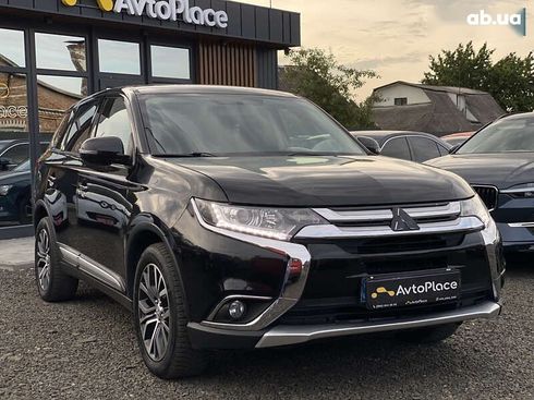 Mitsubishi Outlander 2018 - фото 7