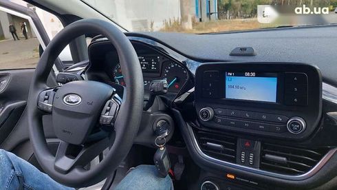 Ford Fiesta 2018 - фото 25