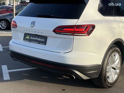 Volkswagen Touareg 2019 - фото 9