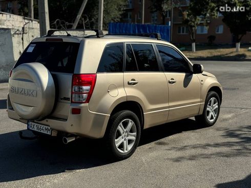 Suzuki Grand Vitara 2006 золотистый - фото 9