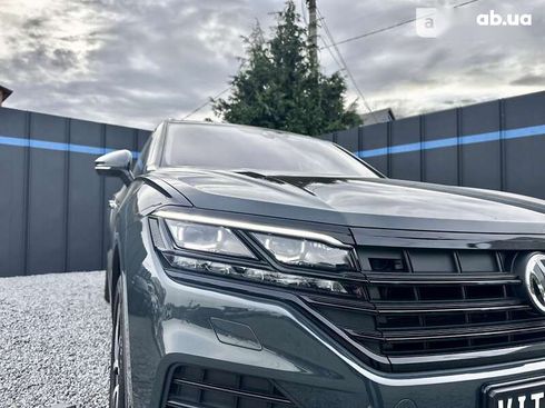 Volkswagen Touareg 2019 - фото 25