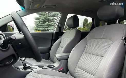Kia Niro 2017 - фото 9