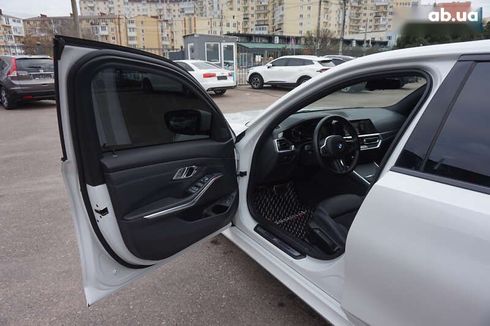 BMW 3 серия 2022 - фото 17