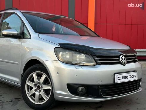 Volkswagen Touran 2012 - фото 2