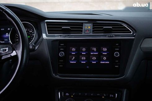 Volkswagen Tiguan 2017 - фото 16