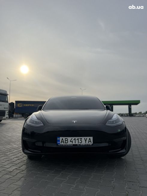 Tesla Model 3 2022 - фото 5