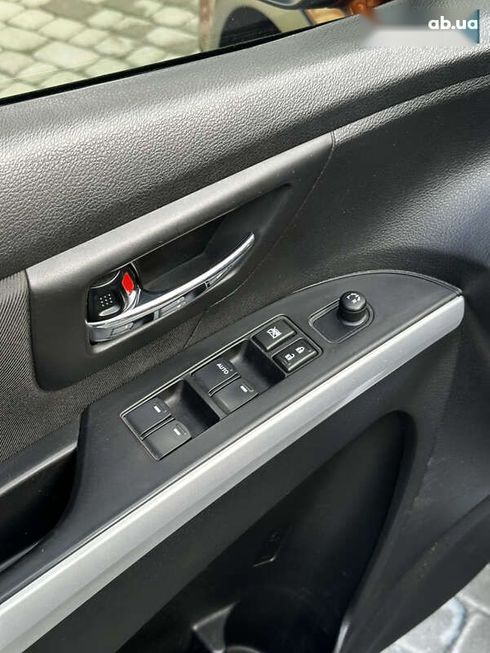 Suzuki SX4 2017 - фото 7