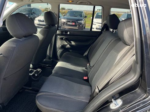 Volkswagen Golf 2001 черный - фото 12