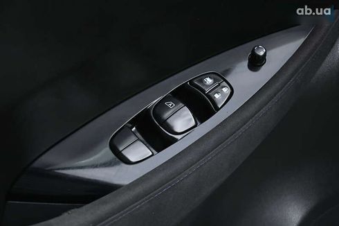 Nissan Leaf 2017 - фото 12