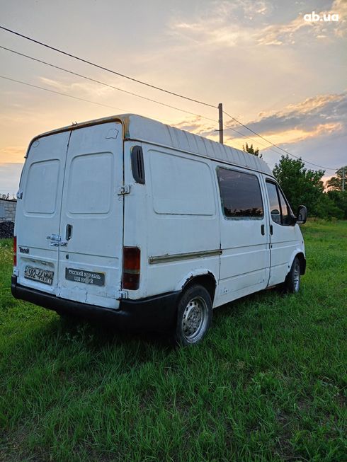 Ford Transit 1995 белый - фото 2