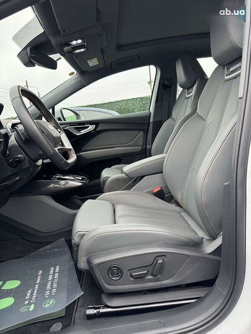Audi Q4 e-tron 2023 - фото 19