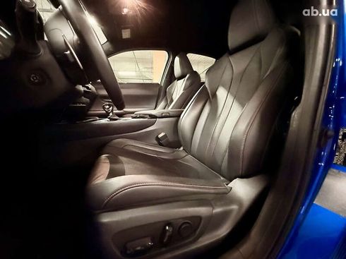 Lexus UX 2020 - фото 23