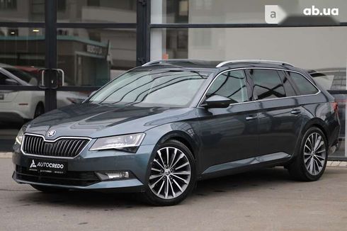 Skoda Superb 2017 - фото 3