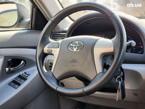 Toyota Camry 2011 - фото 15