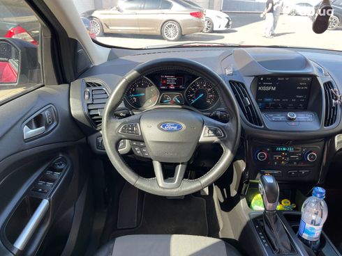 Ford Escape 2019 красный - фото 24