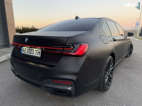 BMW 7 серия 2016 - фото 16