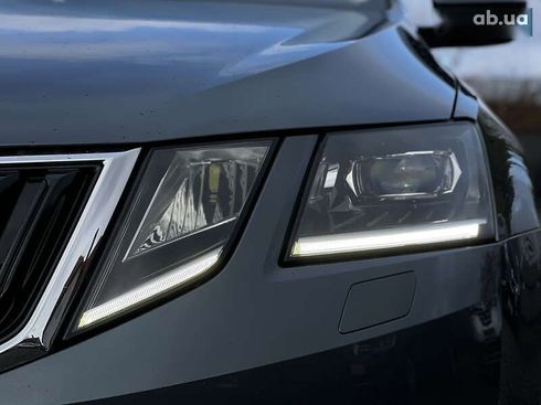 Skoda Octavia 2020 - фото 14