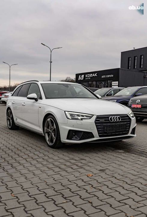 Audi A4 2019 - фото 16