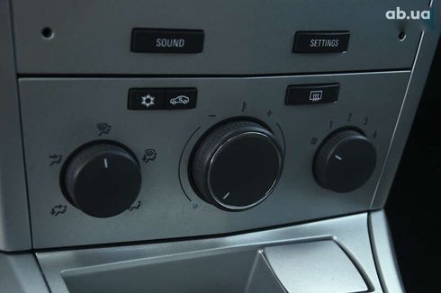 Opel Astra 2009 - фото 22