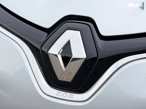 Renault Zoe 2021 - фото 17