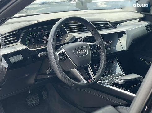 Audi E-Tron 2022 - фото 14