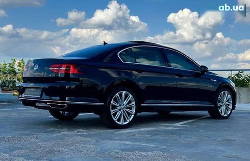 Volkswagen Passat 2018 - фото 13
