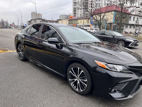 Toyota Camry 2020 черный - фото 2