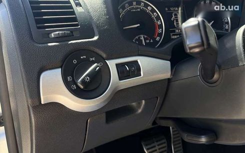 Skoda Octavia 2010 - фото 11