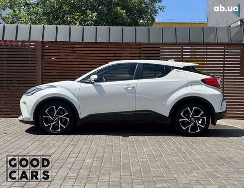 Toyota C-HR 2020 - фото 4