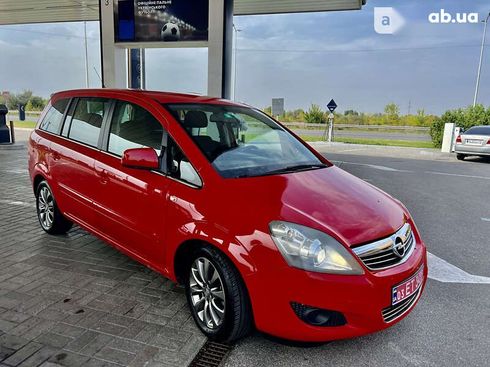 Opel Zafira 2011 - фото 16