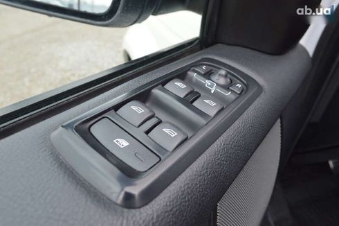Land Rover Discovery 2012 - фото 7