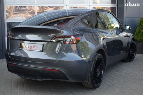 Tesla Model Y 2021 серый - фото 3