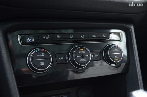 Volkswagen Tiguan 2018 белый - фото 12