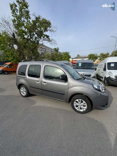 Renault Kangoo 2016 - фото 10