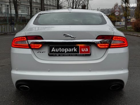 Jaguar XF 2013 белый - фото 14