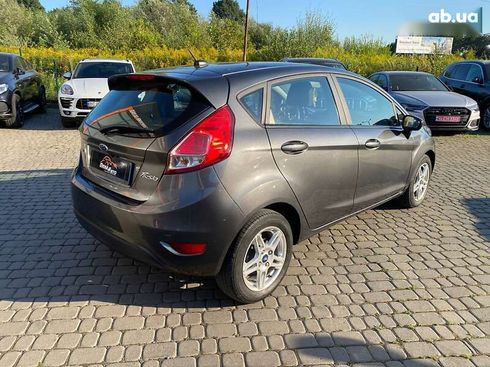 Ford Fiesta 2019 - фото 7