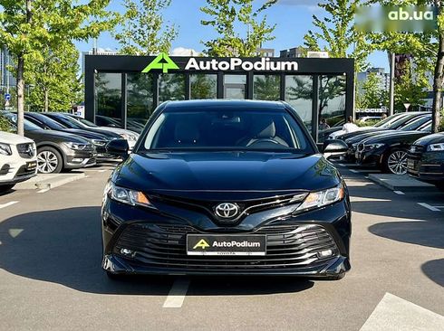 Toyota Camry 2017 - фото 7