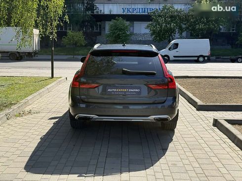 Volvo V90 Cross Country 2020 - фото 14