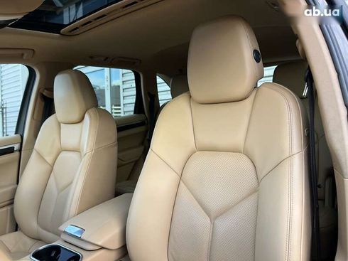 Porsche Cayenne 2012 - фото 22